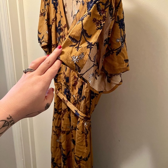 Mustard yellow high low sundress - Picture 3 of 4